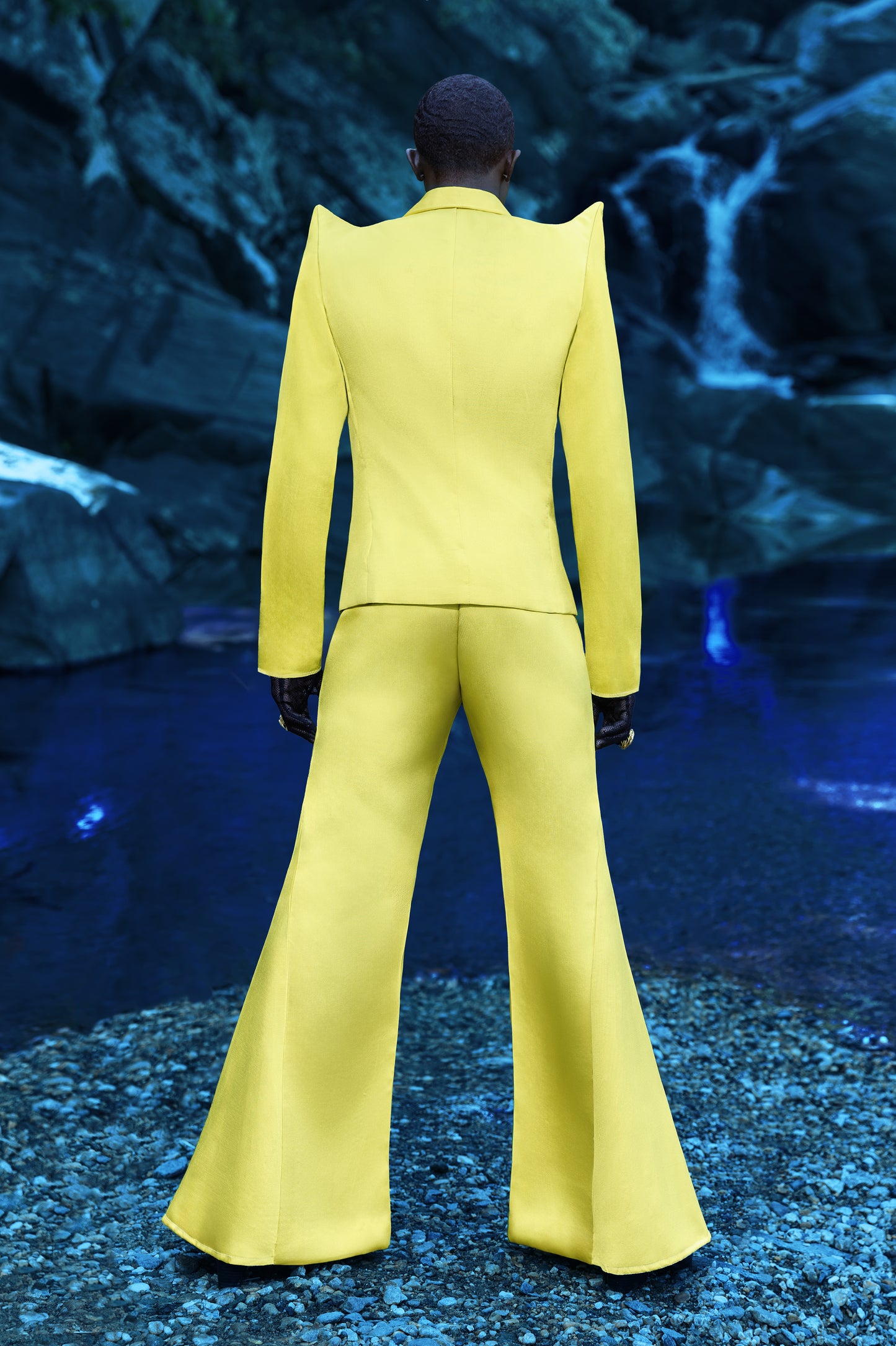 DEUS SUIT